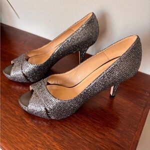 Kate Spade Billie Silver Sparkle Glitter Peep Toe Heels size 6.5